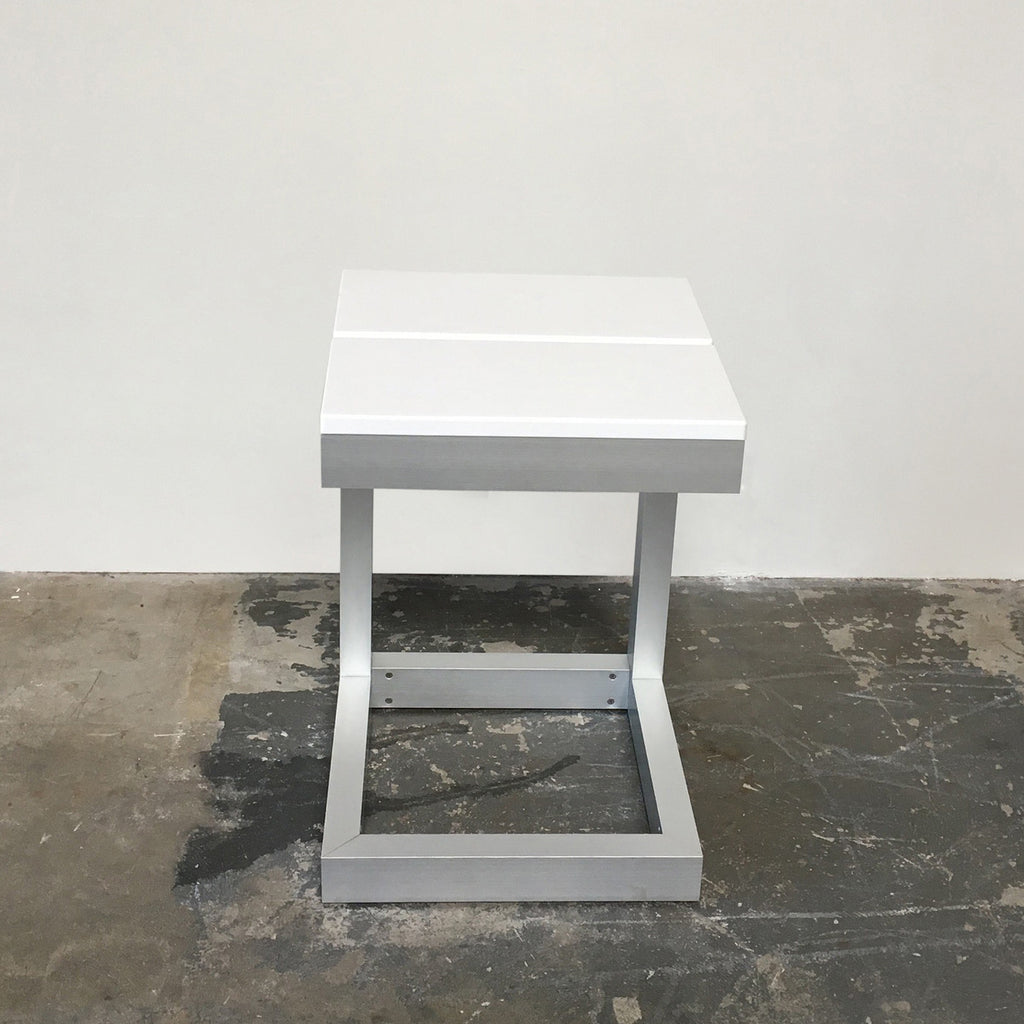 Na Xemena Side Table, Accent Tables - Modern Resale