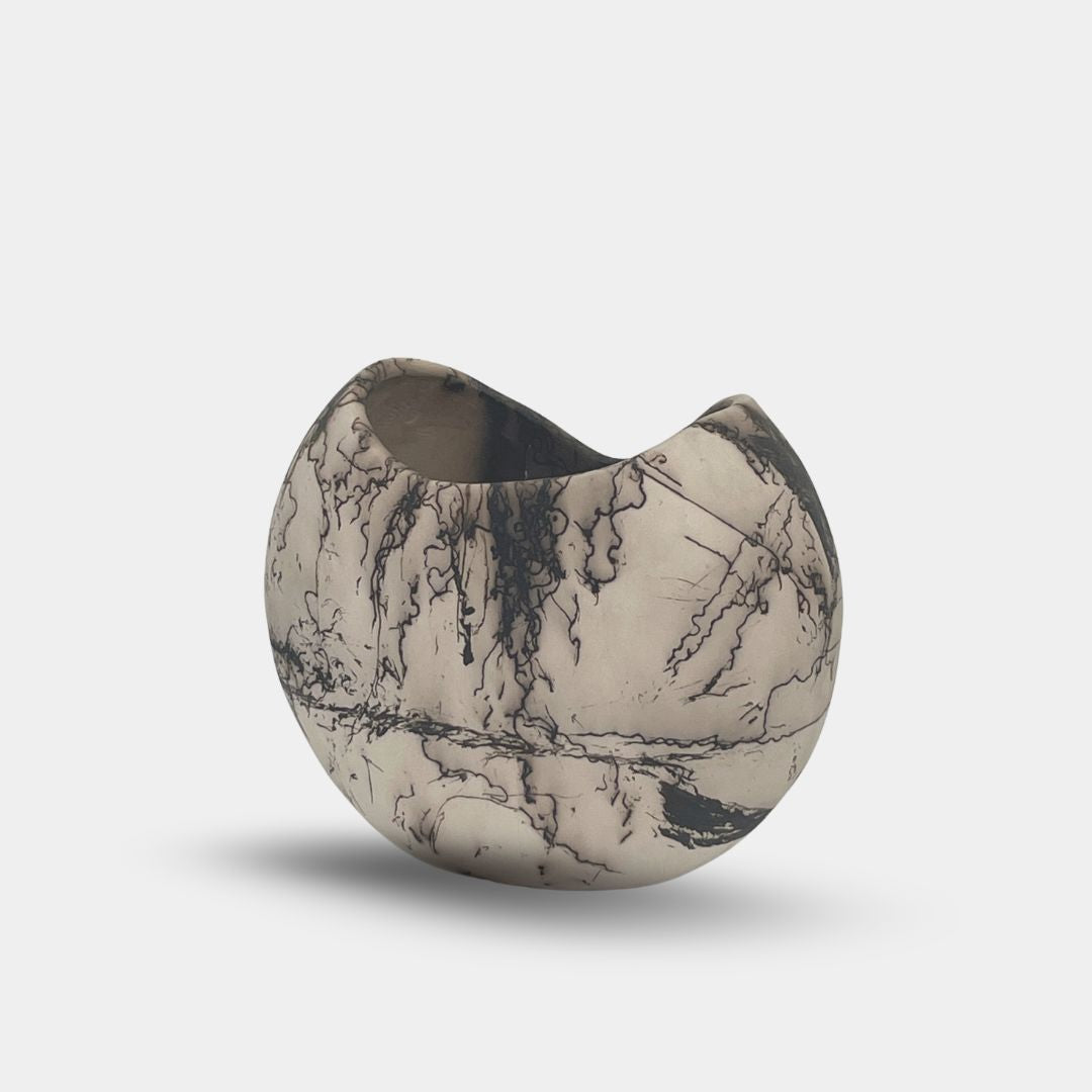 Sofi Ceramic Raku with Horsehair, Feathers and Sugar – Modern Resale