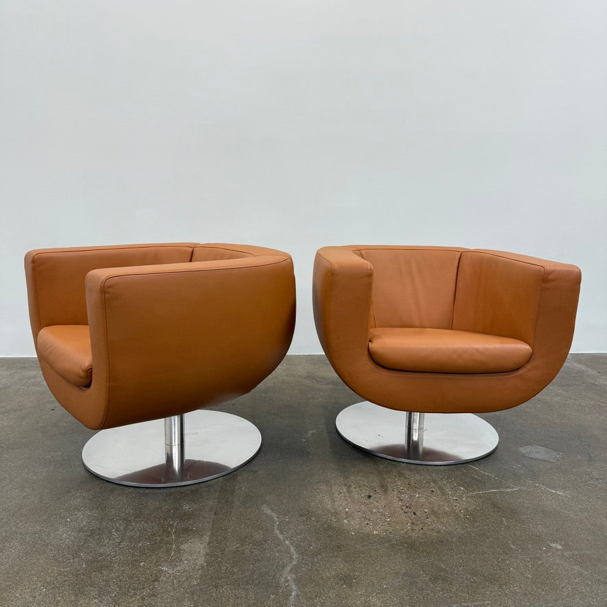 B&B Italia Tulip Swivel Armchair