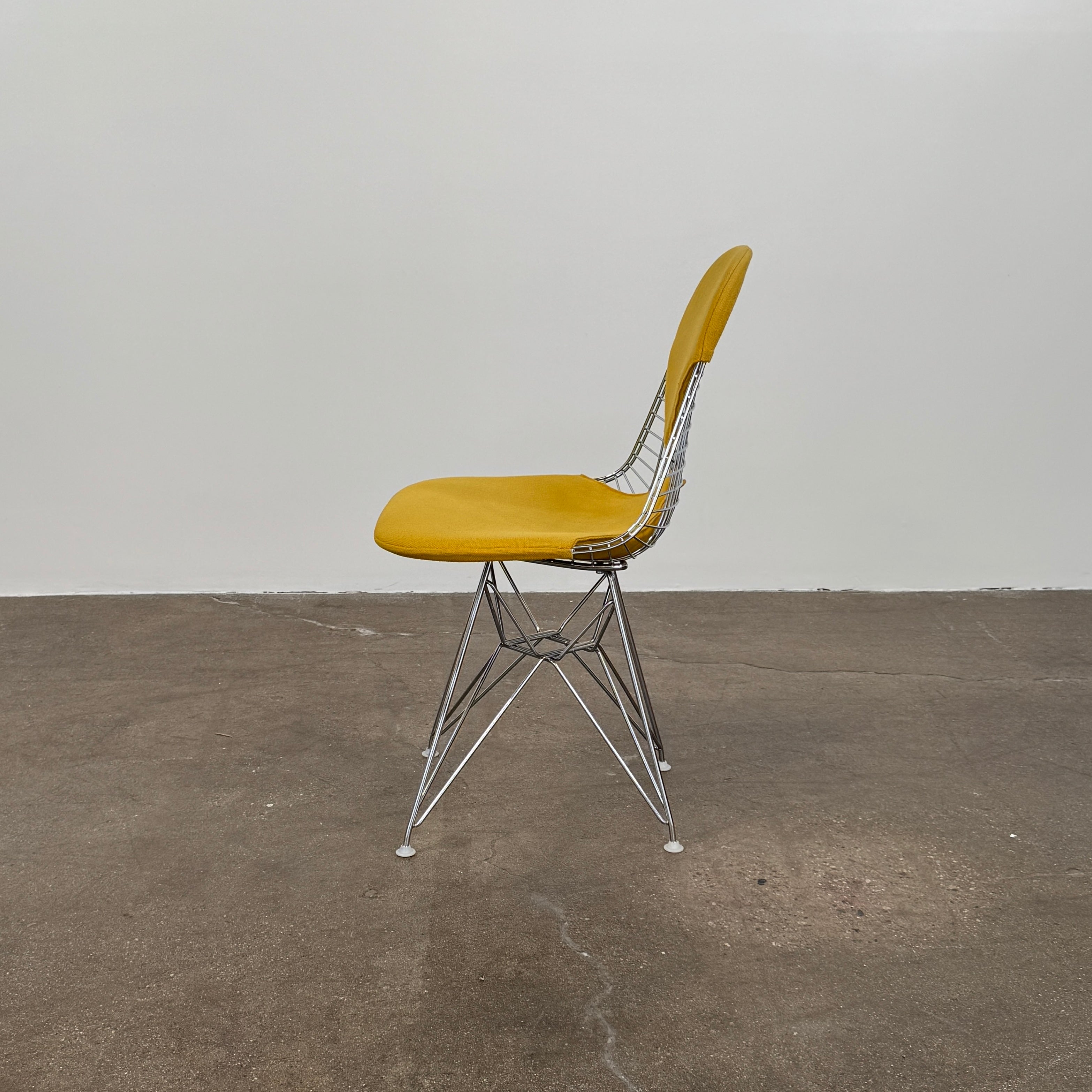Herman Miller Eames Wire Chair with Bikini Pad – Modern Resale