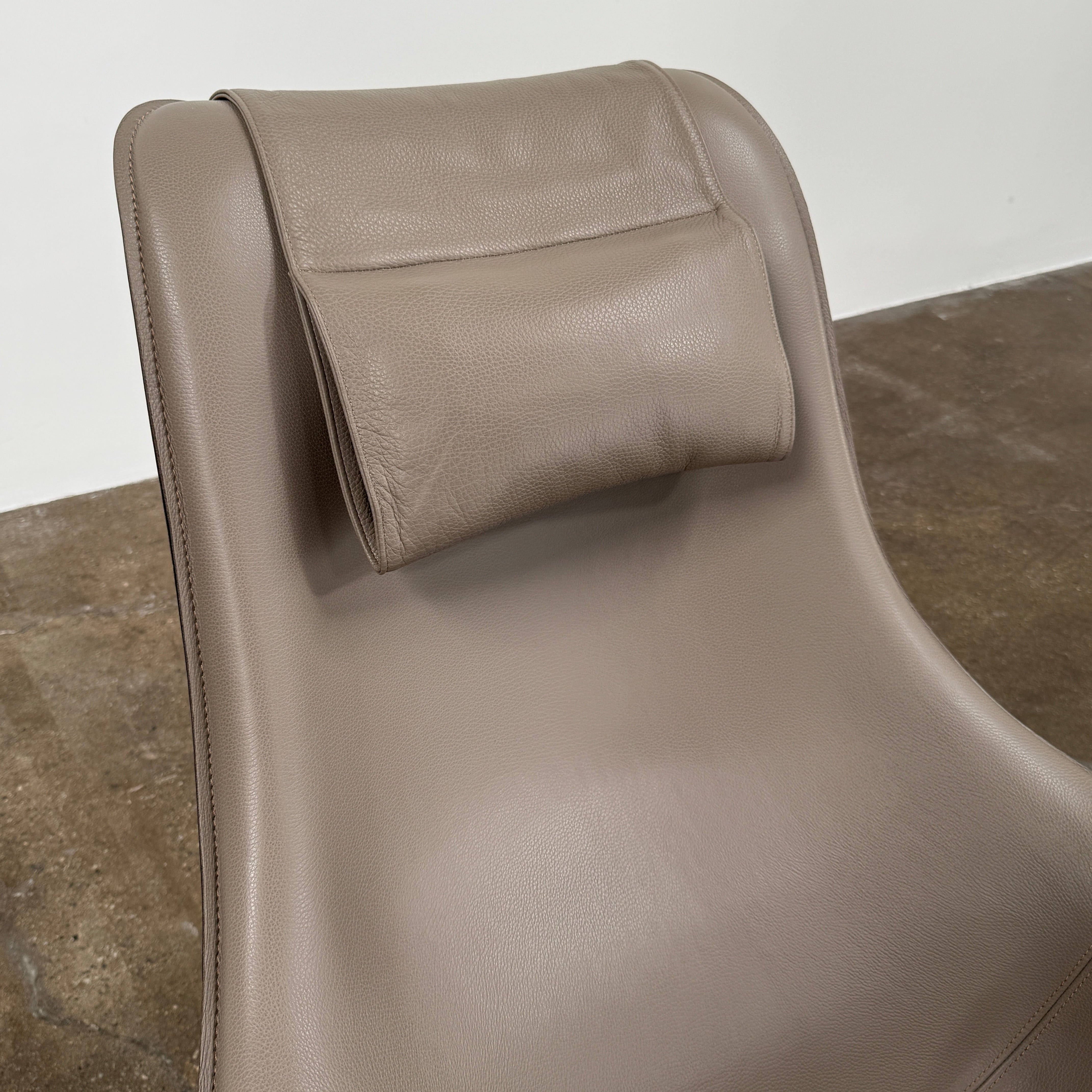 B&B Italia Mart Armchair with Swivel Base – Modern Resale