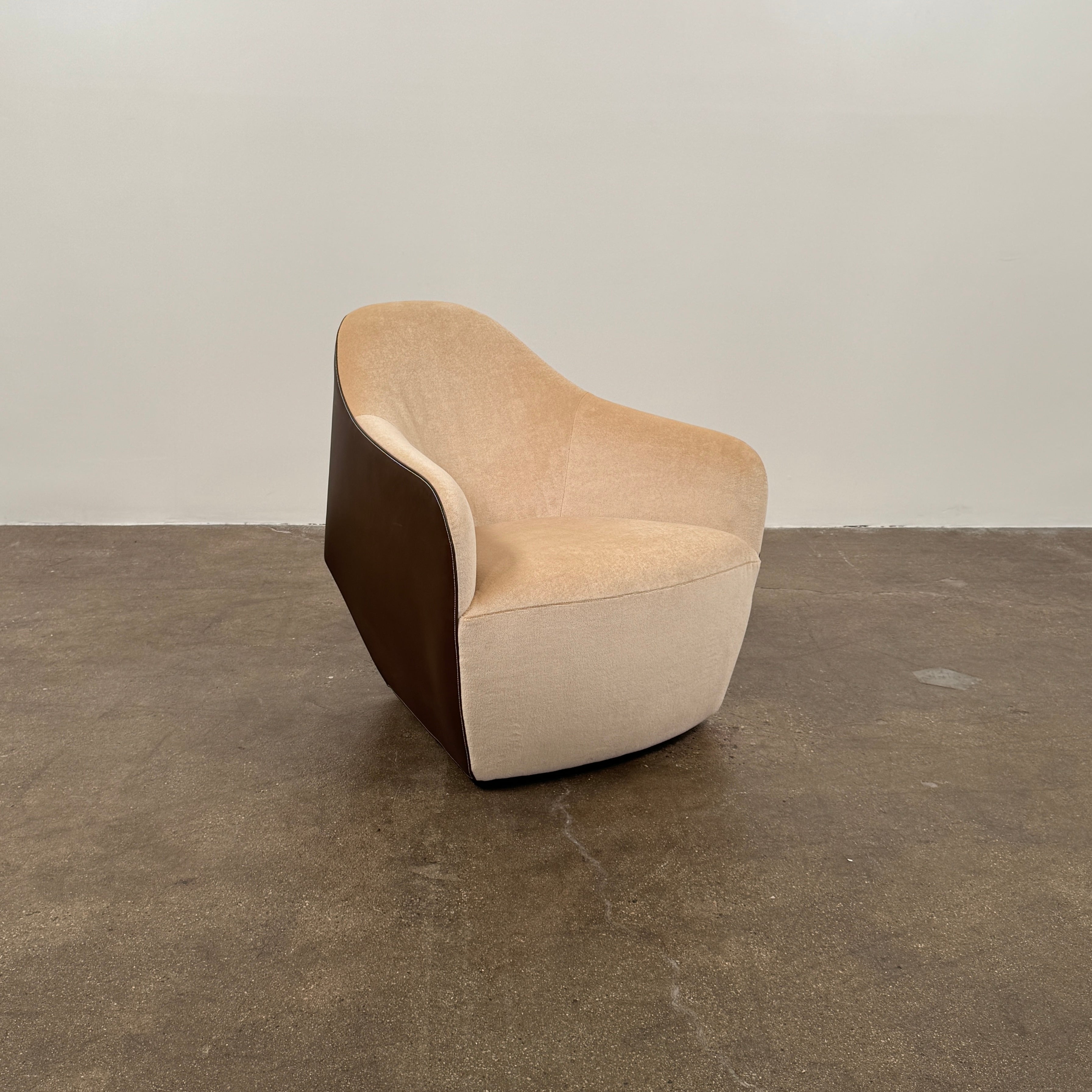 Set of 2 Walter Knoll Isanka Armchairs by Walter Knoll, shown from the back and side on a white background, featuring beige fabric seats and sleek dark brown shells—an elegant seating option.