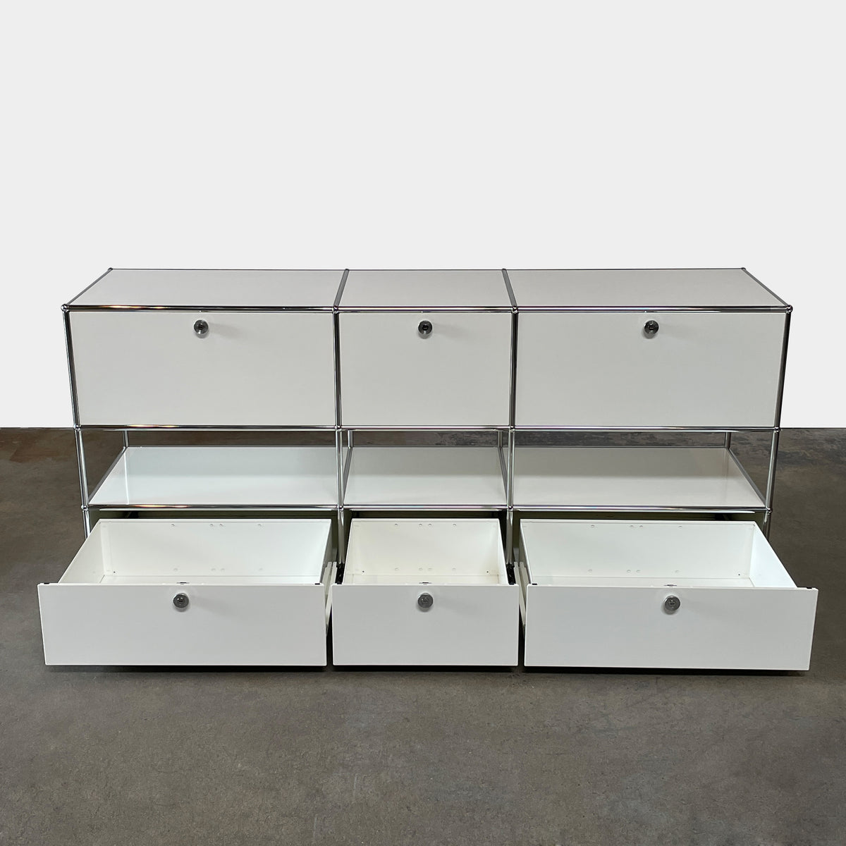 USM Haller White Cabinet: Buy the USM Haller White Cabinet for up to 70 ...
