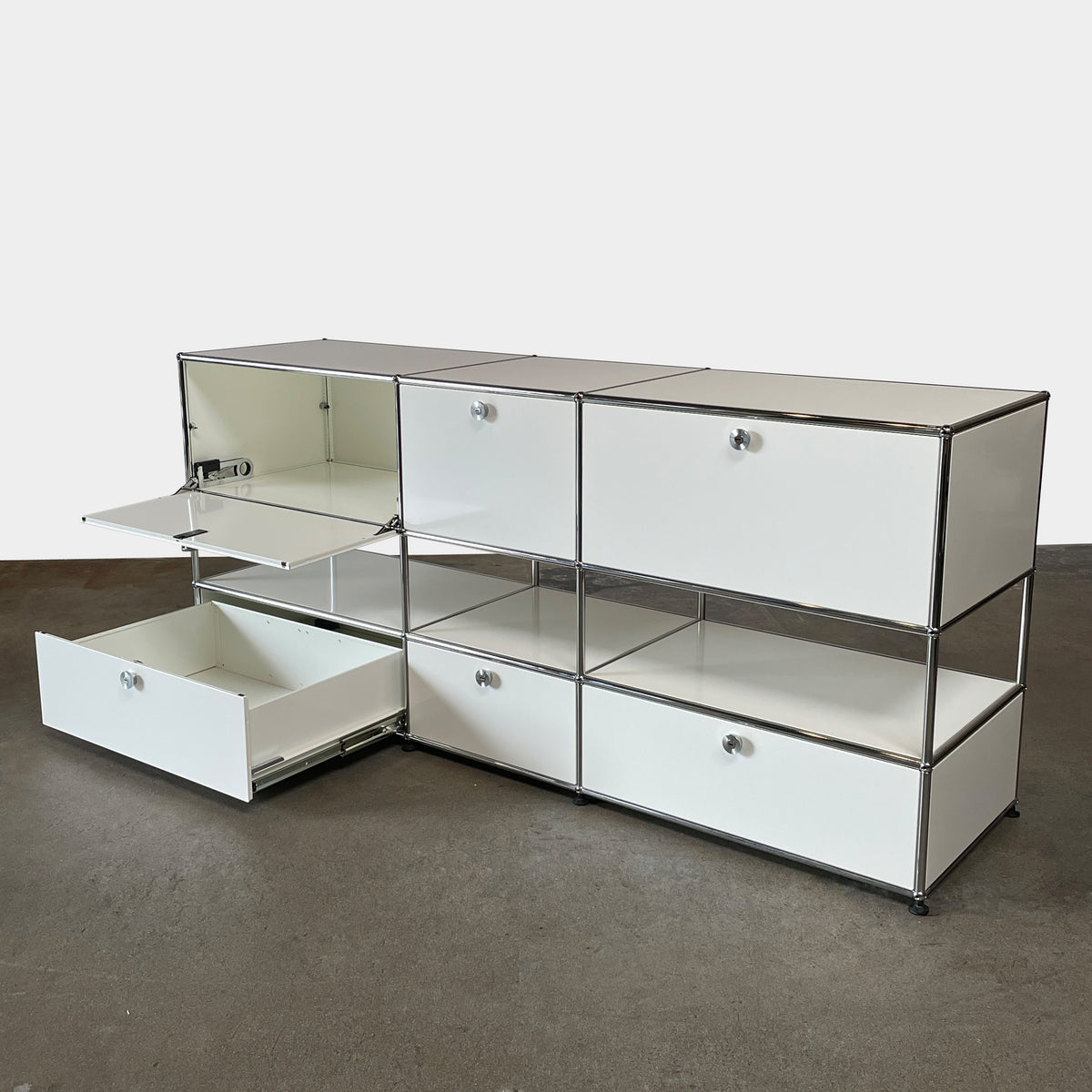 USM Haller White Cabinet: Buy the USM Haller White Cabinet for up to 70 ...