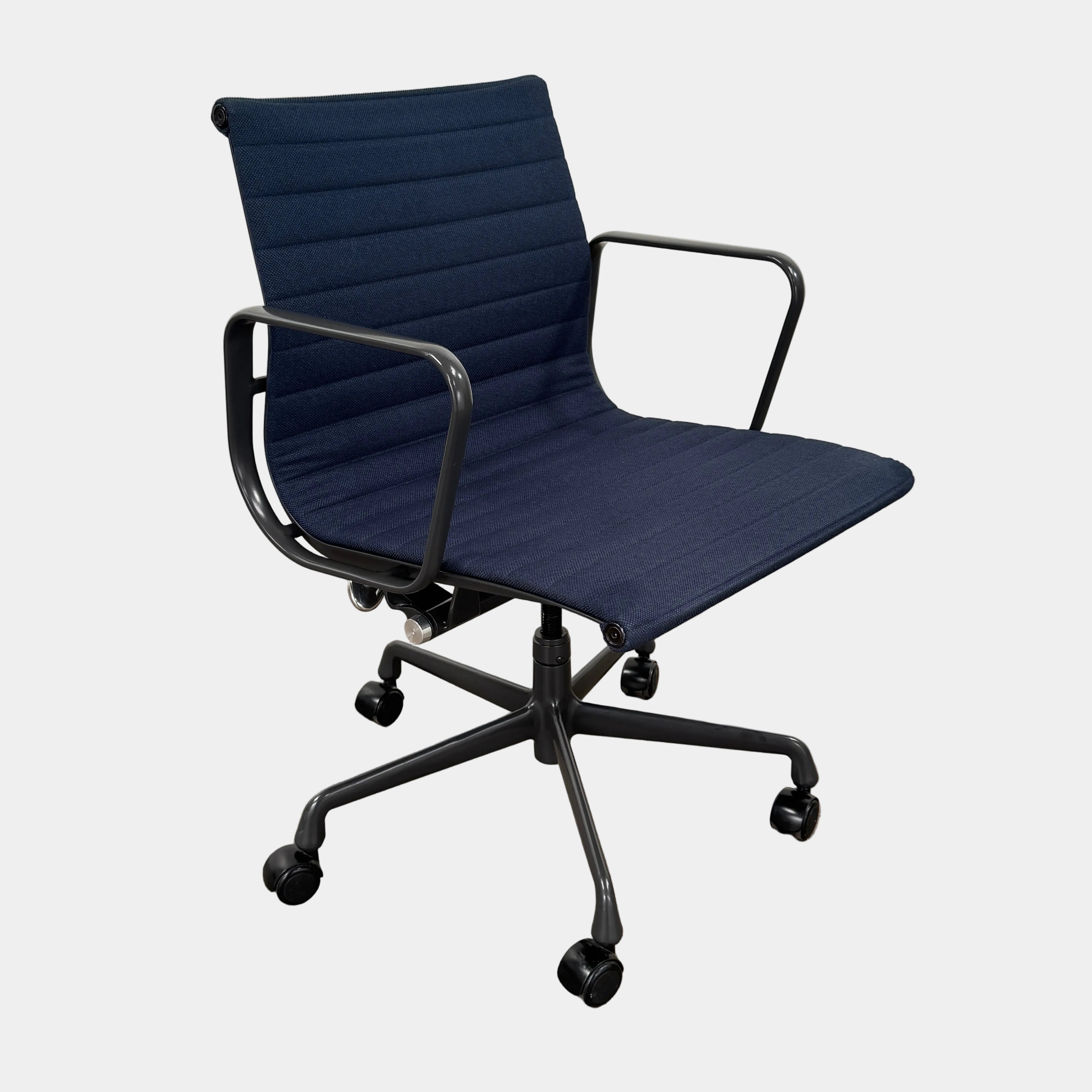 The Herman Miller Aluminum Group Office Chair in Pebble Fabric, by Herman Miller, features an ergonomic design with metal armrests and a five-wheel black base, pictured on a plain white background.