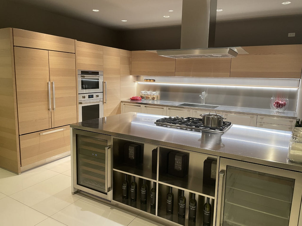 Laevia Kitchen, kitchen - Modern Resale