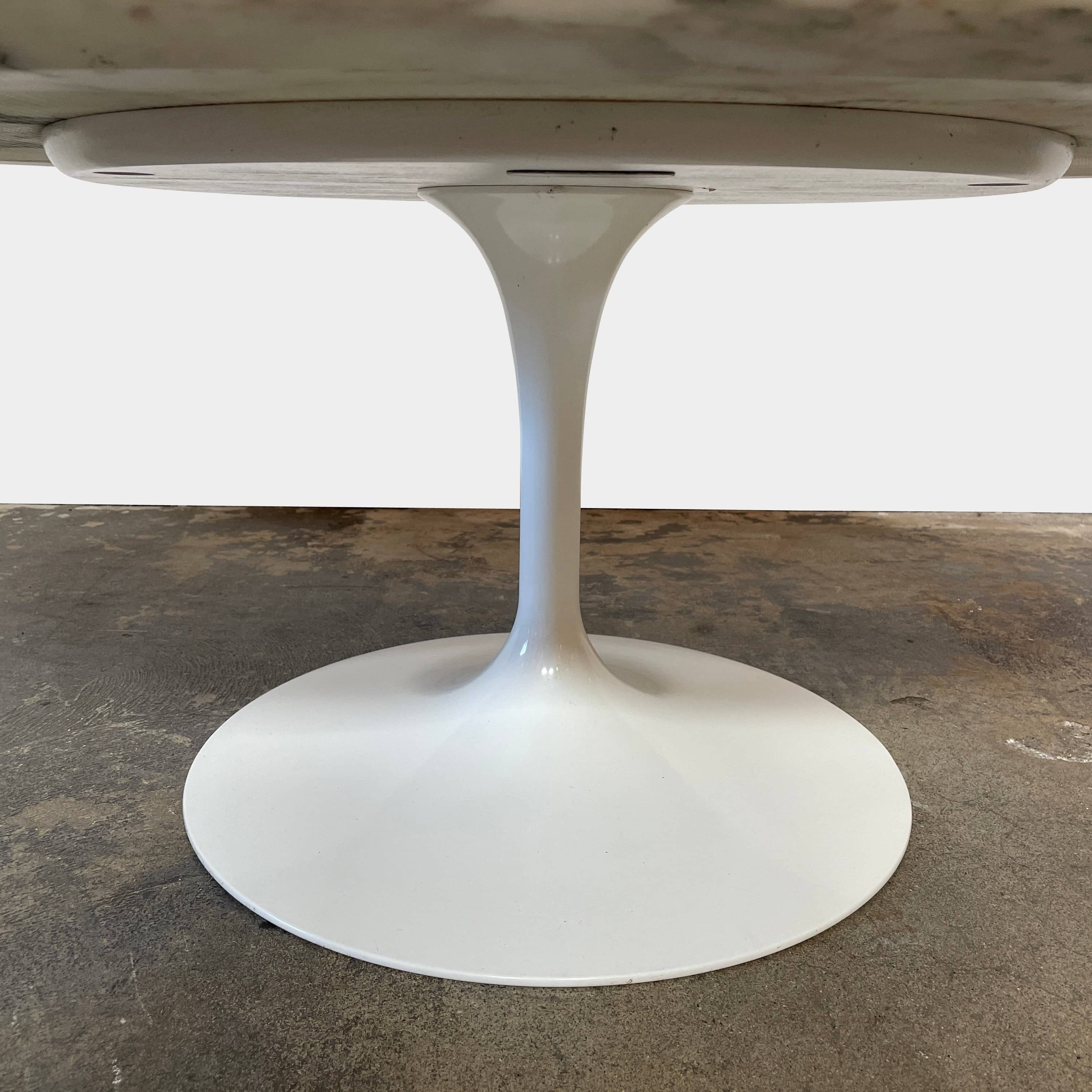 Saarinen Oval Pedestal Coffee Table, Coffee Tables - Modern Resale