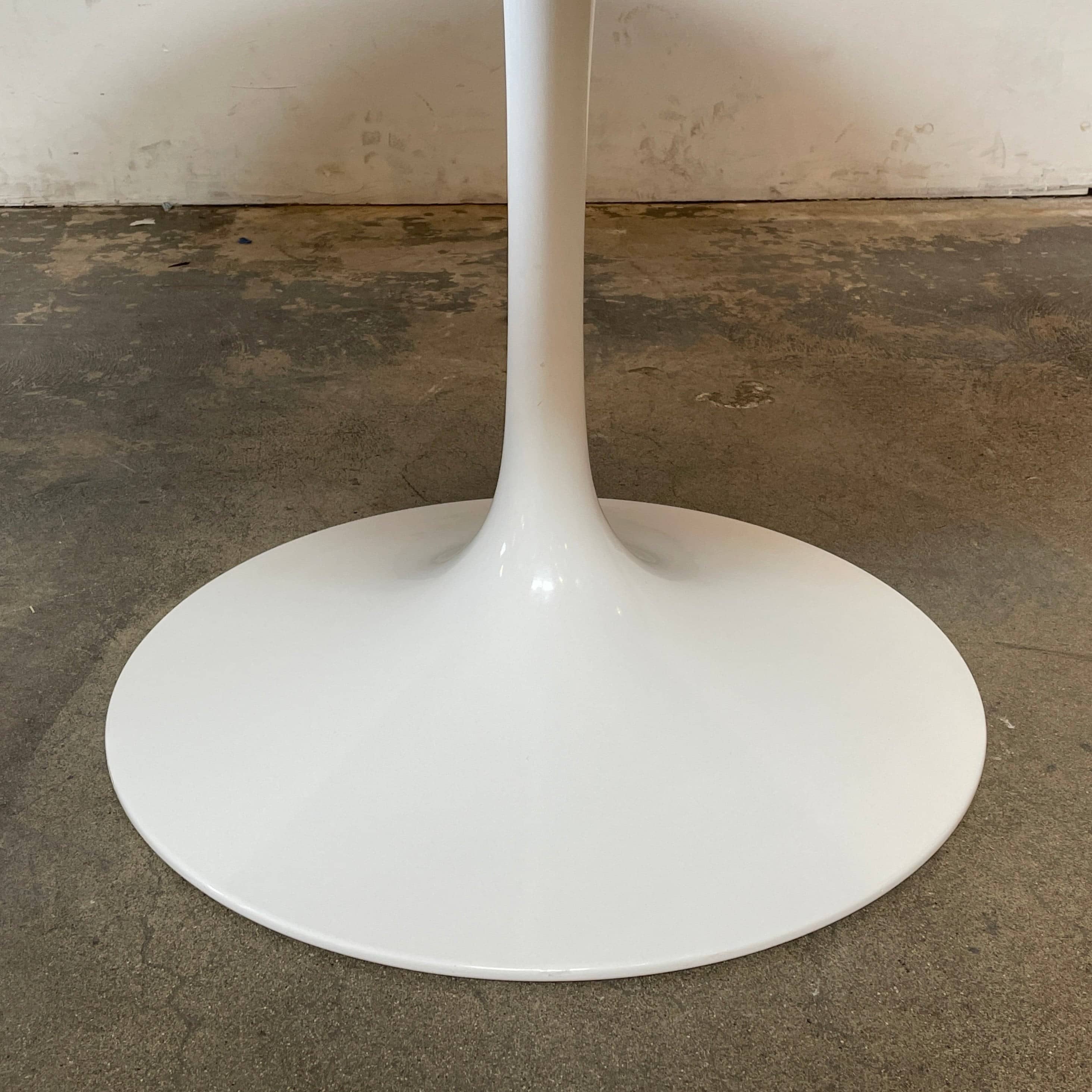 Saarinen 47" Dining Table, Dining Tables - Modern Resale