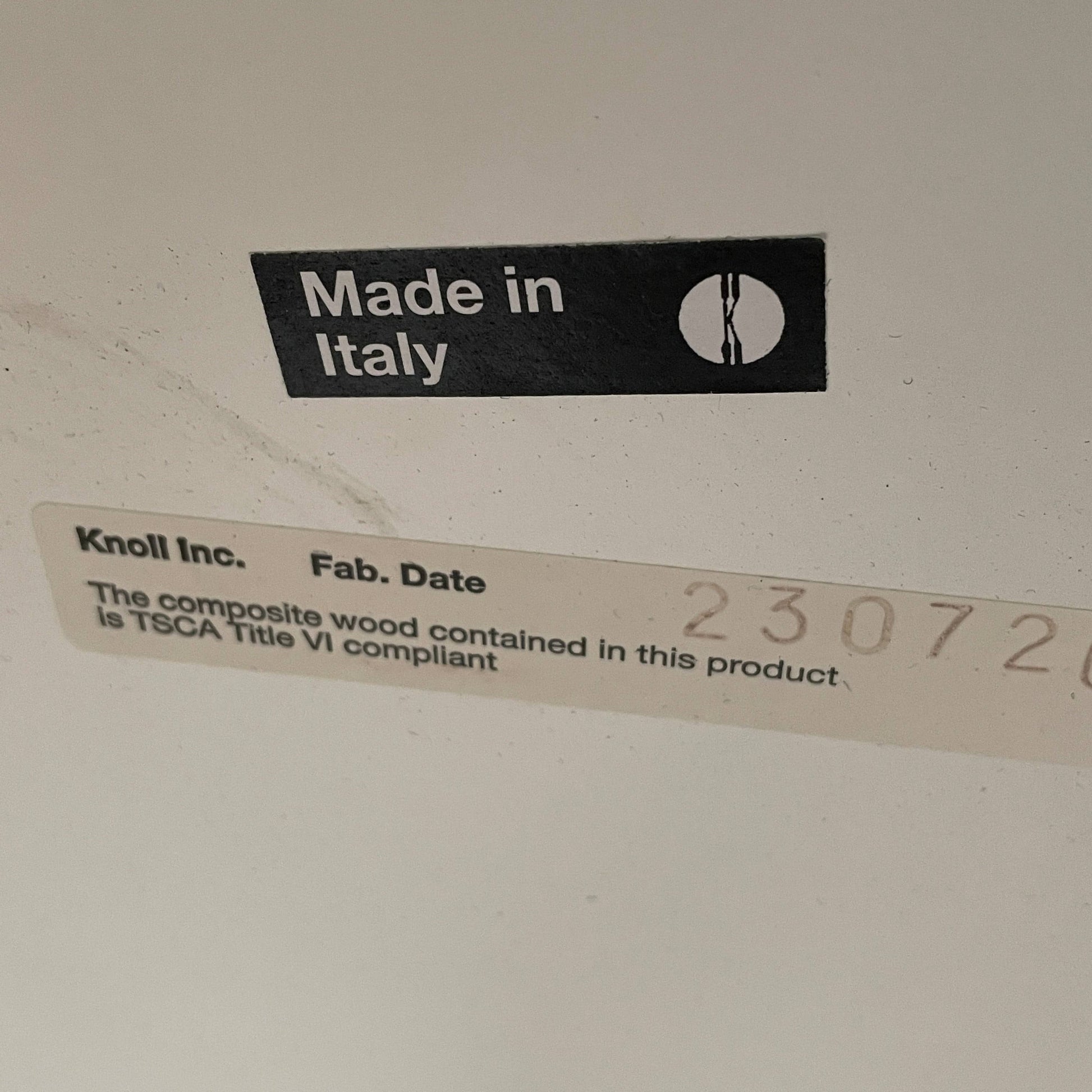 Saarinen 47" Dining Table, Dining Tables - Modern Resale