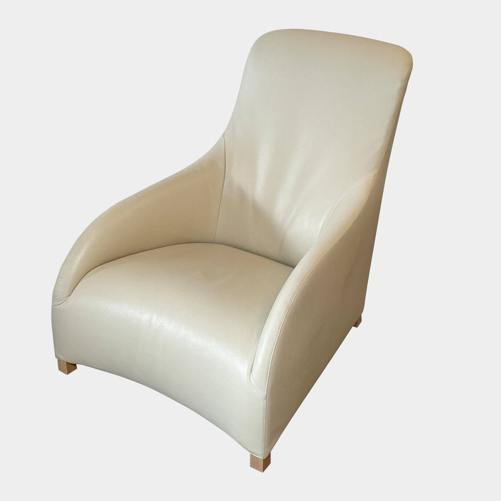 A white leather Maxalto Kalos Lounge Chair on a white background.