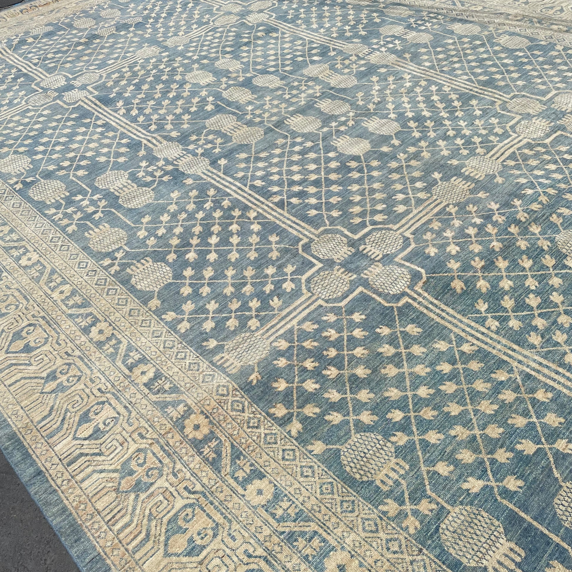 Oriental Rug, Rugs - Modern Resale