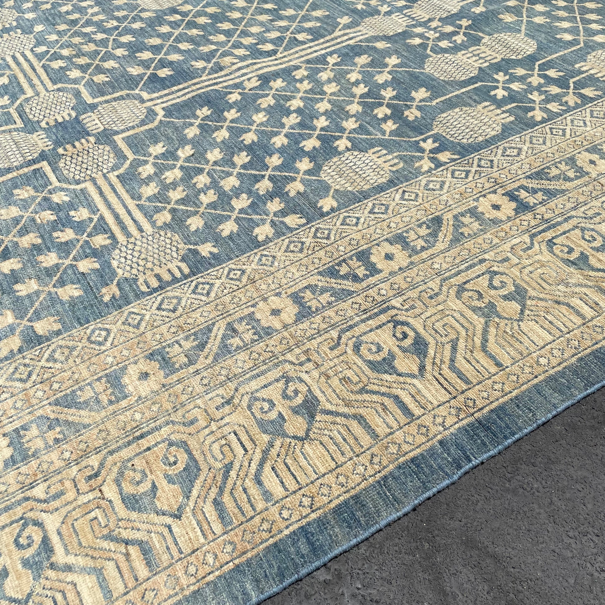 Oriental Rug, Rugs - Modern Resale