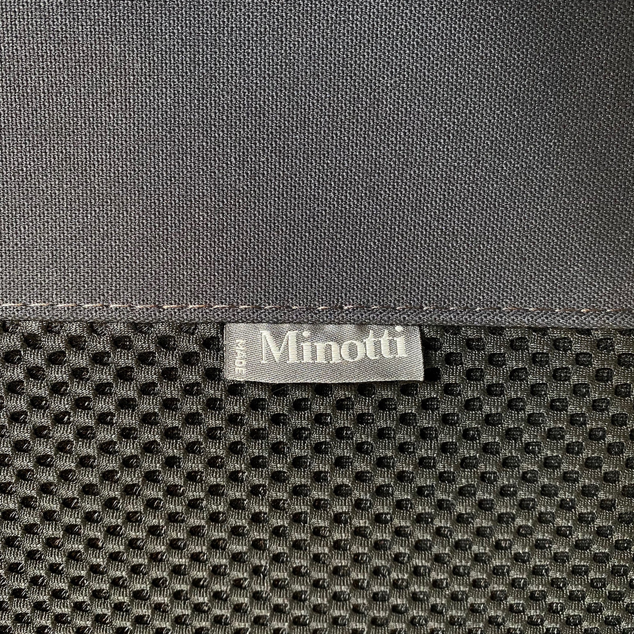 Creed Cal King bed, Beds - Modern Resale