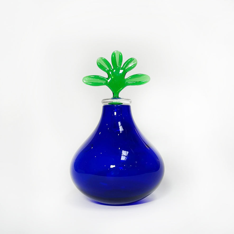Monofiore Bottle With Leaf Stopper, Decor - Modern Resale